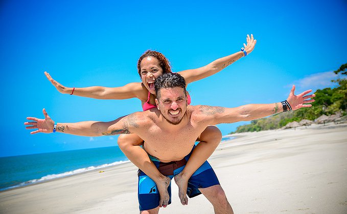 Casal na praia